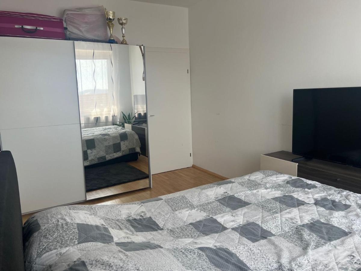 Helle Wohnung In Linzer-Mitte Exteriör bild